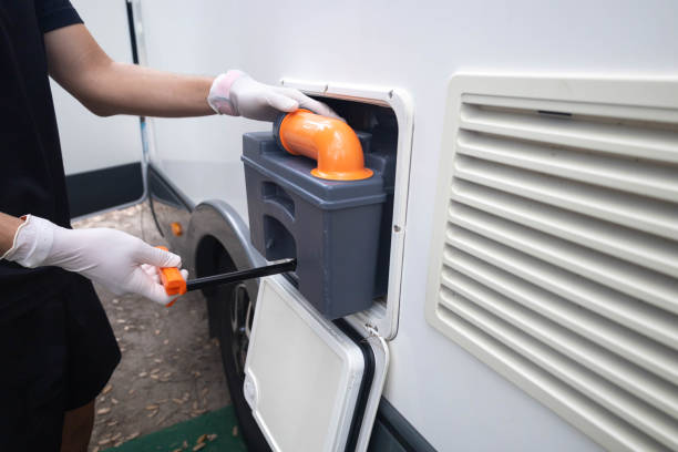 Best Porta potty delivery and setup  in Bradenton, FL